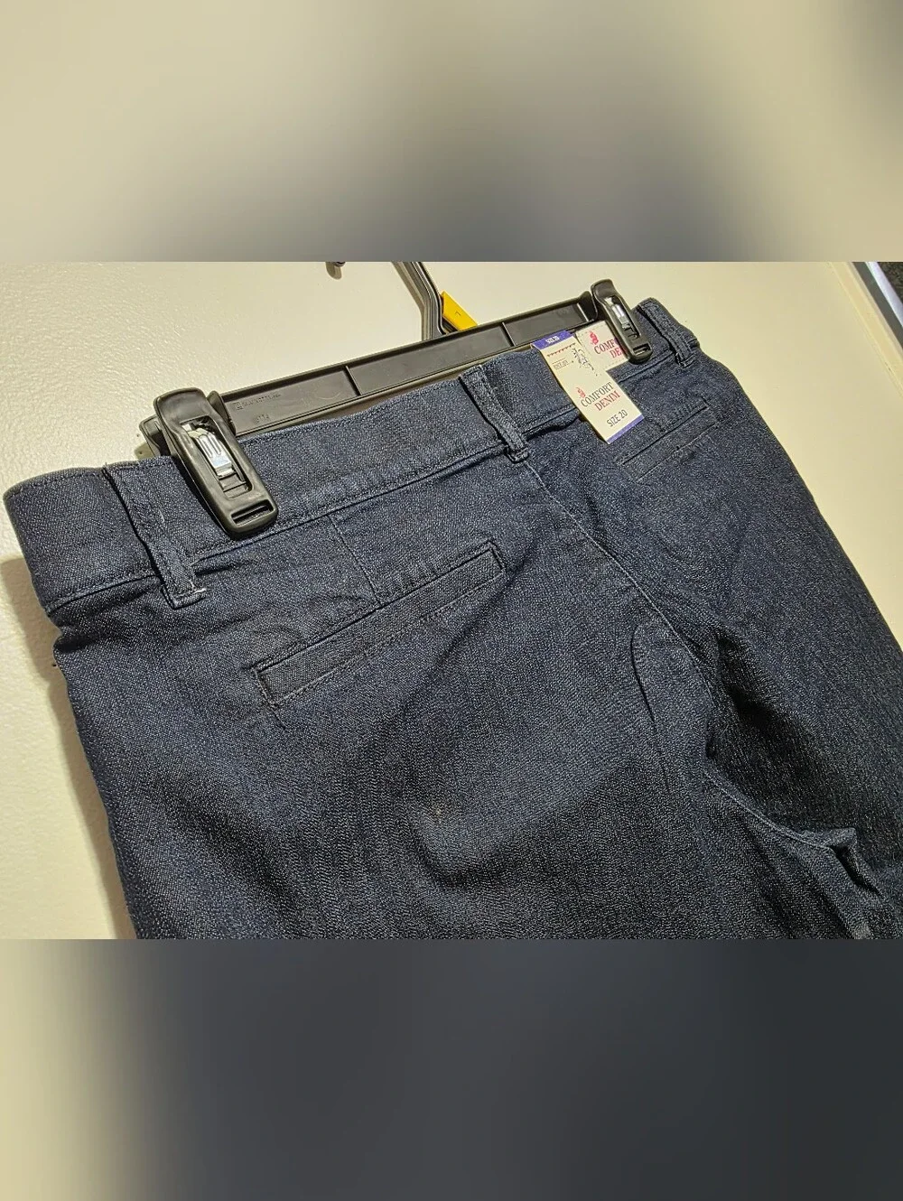 NWT! Comfort Denim Dark Wash Rolled Raw Hem Shorts Plus Size 20👖✨💙🔥flawed